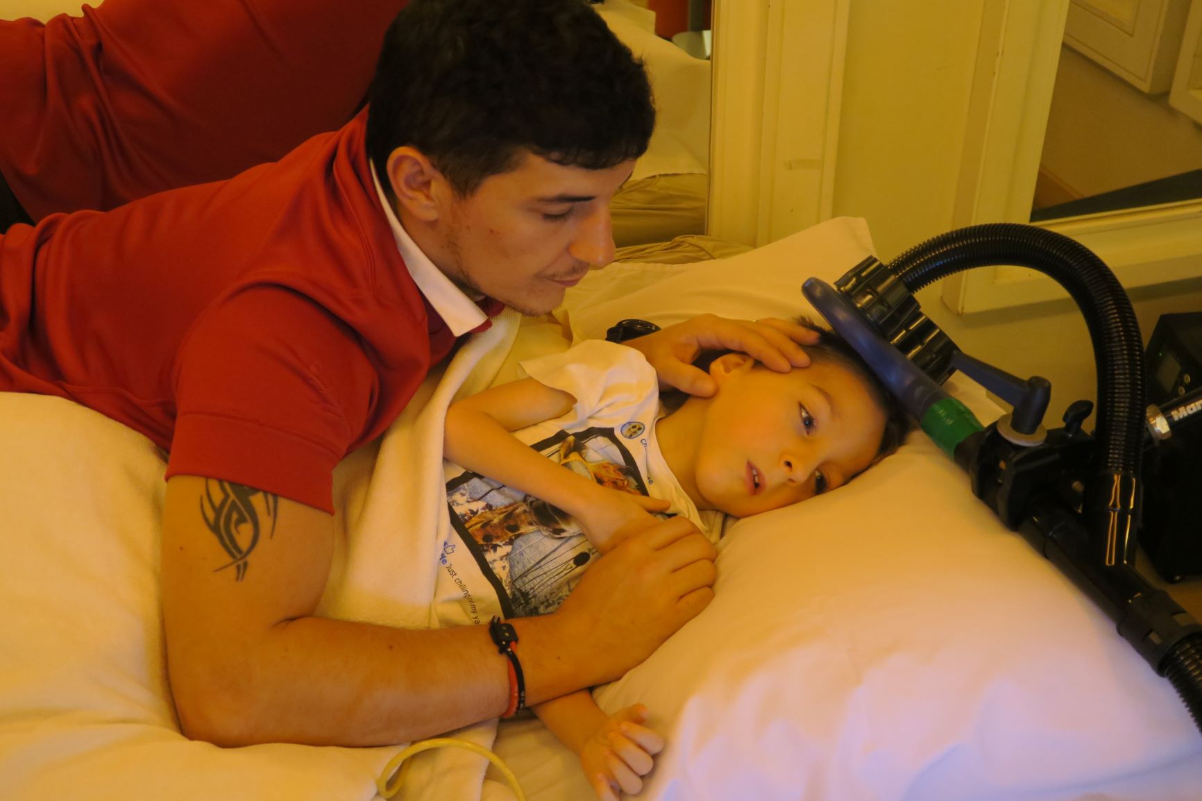 Copilul cu Paralizia Cerebrala vede îmbunătățiri, decide să se întoarcă